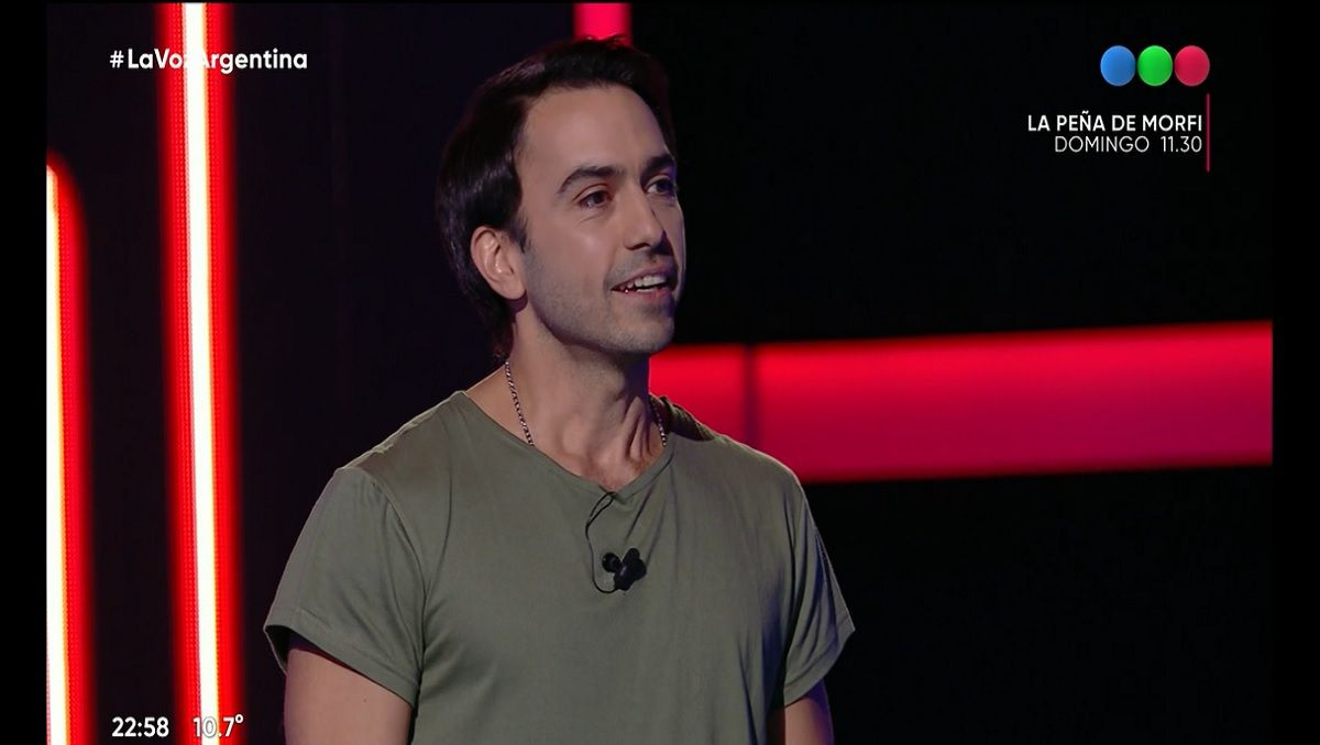 Un cipoleño la rompió en La Voz y fue tentado por todo el jurado