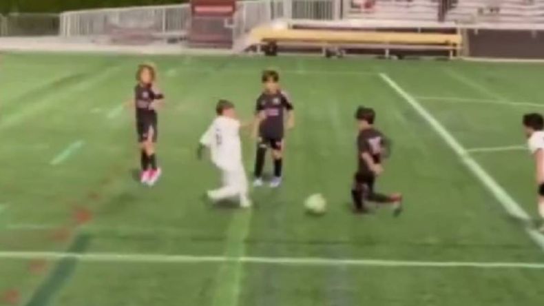 La gambeta viral de Ciro Messi que ilusionó a los argentinos | LMCipolletti.com La gambeta viral de Ciro Messi que ilusionó a los argentinos