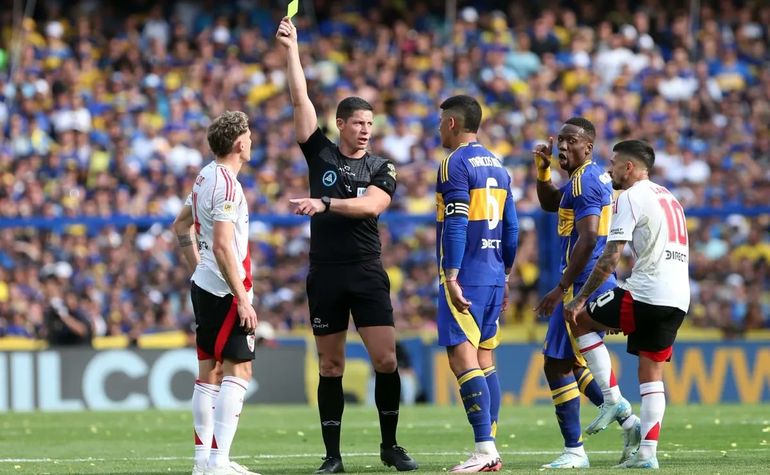 Los últimos dos Superclásicos fueron arbitrados por Nicolás Ramírez. 