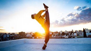 el bailarin cipoleno que regresa con piquin y un tributo a freddie mercury