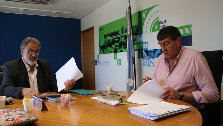 La Muni firmó convenios importantes con Sitramuci y la FCP