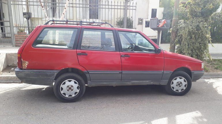 Le robaron el auto a una vecino con discapacidad en pleno centro