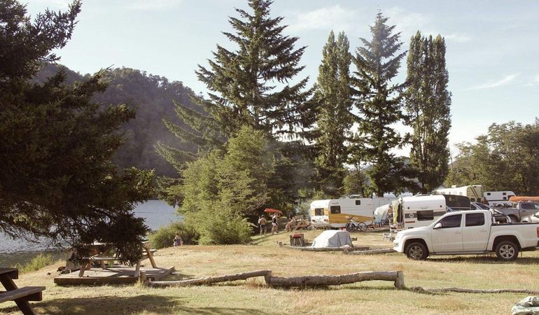 El incidente ocurrió en un camping a orillas del lago Gutiérrez.