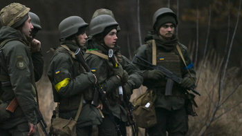 una coalicion de paises envian armas o ayuda humanitaria a ucrania