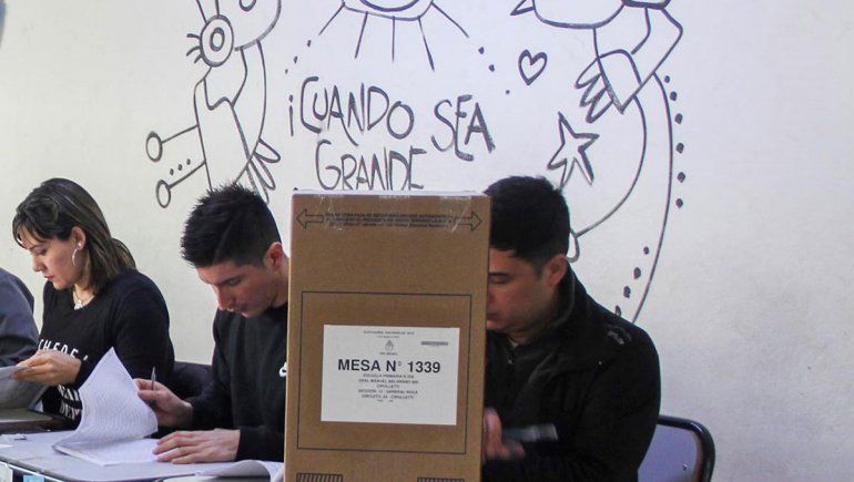 Viedma elige intendente en la última batalla política provincial