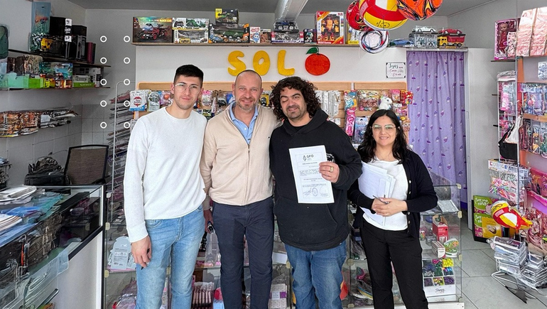 Salió el sol tras mucho remarla para una regalería orense.