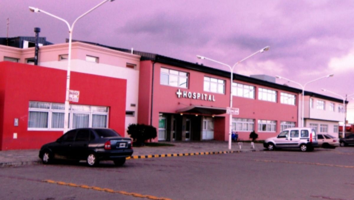 El adolescente fue trasladado al Hosptial Zonal de Caleta Olivia, en Santa Cruz, donde los médicos no pudieron reanimarlo y murió.&nbsp;