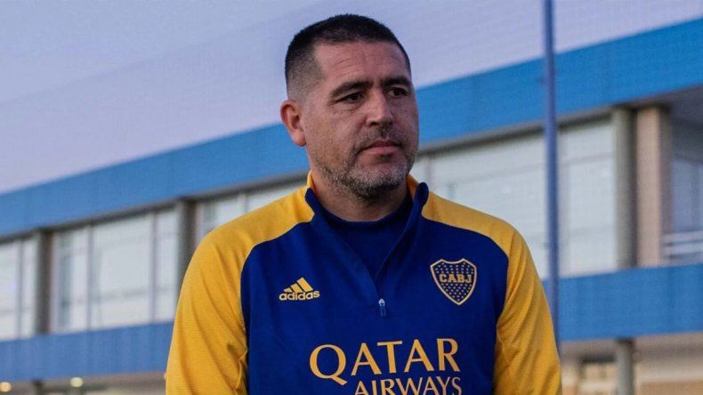 Bombazo de Riquelme: cuál es el ex jugador de Independiente que llegará a Boca