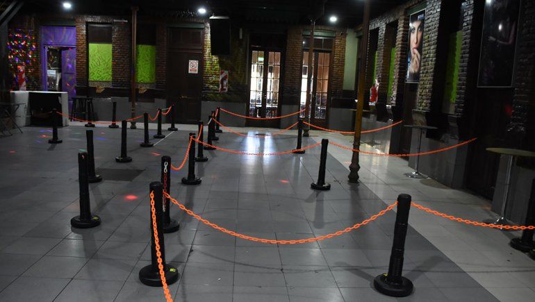 La Muni de Neuquén le bajó el pulgar al boliche con burbujas