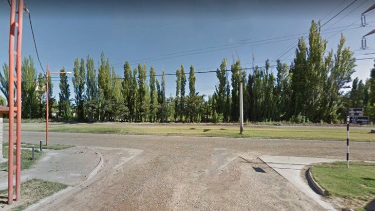 Le apuntaron con un arma en la cabeza a un nene de 13 años para robarle