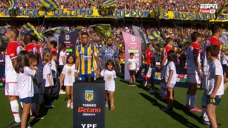 Estudiantes fue sancionado por el tribunal de disciplina por el pasillo de espaldas ante Rosario Central.