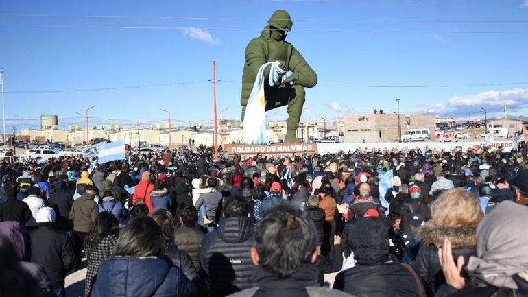 Zapala tiene el monumento más grande del Soldado de Malvinas