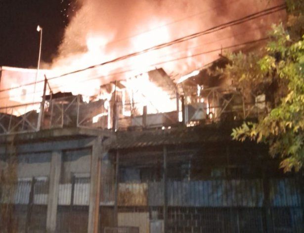 El trágico incendio ocurrió en un inmueble de San Fernando