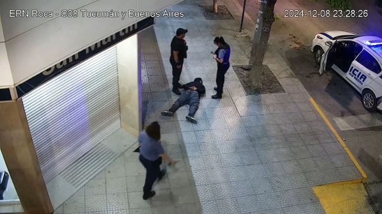 La policía abortó el robo a la inmobiliaria gracias al sistema de seguridad del local y el seguimiento de los sospechoso con las cámaras del 911. Uno de los ladrones sería de Cipolletti.&nbsp;