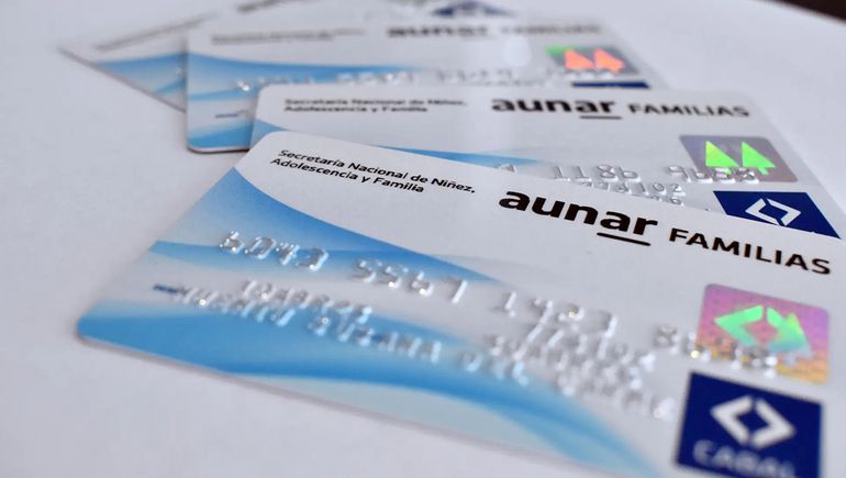 Entregan en Río Negro las tarjetas Aunar Familias