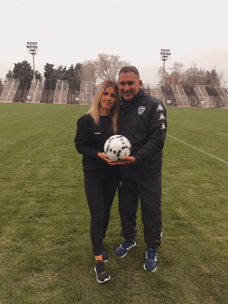 El Chala Parra junto a su hija Mar&iacute;a Emilia.