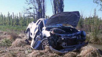 volco la camioneta de su padrastro en la ruta 65 y murio