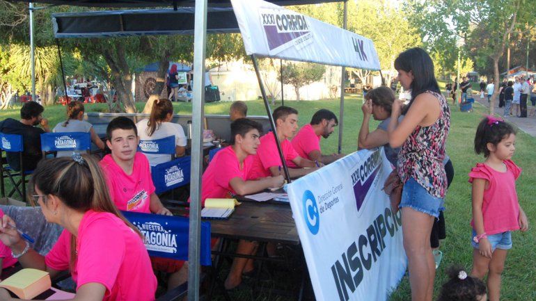 En el Paseo Cultural se armó el puesto de inscripción durante el fin de semana.
