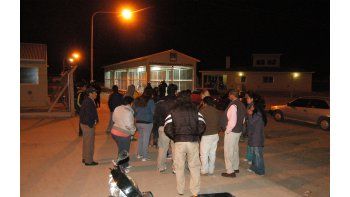 dos presos resultaron heridos en un motin en la carcel local