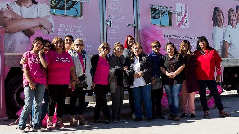 El móvil de mamografías gratuitas es un éxito en Cipolletti