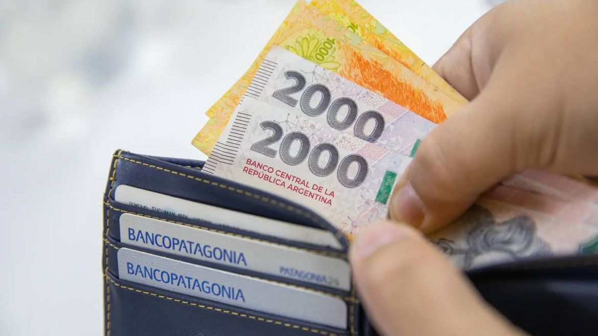 La provincia anunció una actualización salarial para los empleados estatales. | LMCipolletti.com La provincia anunció una actualización salarial para los empleados estatales.