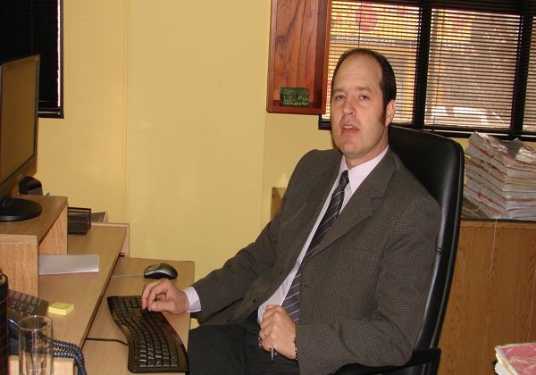 Procesan a ex funcionarios por presunta adjudicación y venta de tierras fiscales