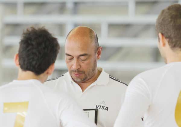 Frenaron planificación del hóckey pista