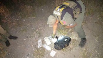 La droga que llevaba la mula rionegrina fue secuestrada tras un control preventivo en la Ruta Nacional 40.