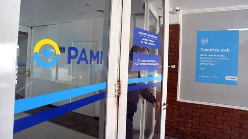 Programa odontológico para jubilados de PAMI: quiénes pueden acceder a las prótesis e implantes