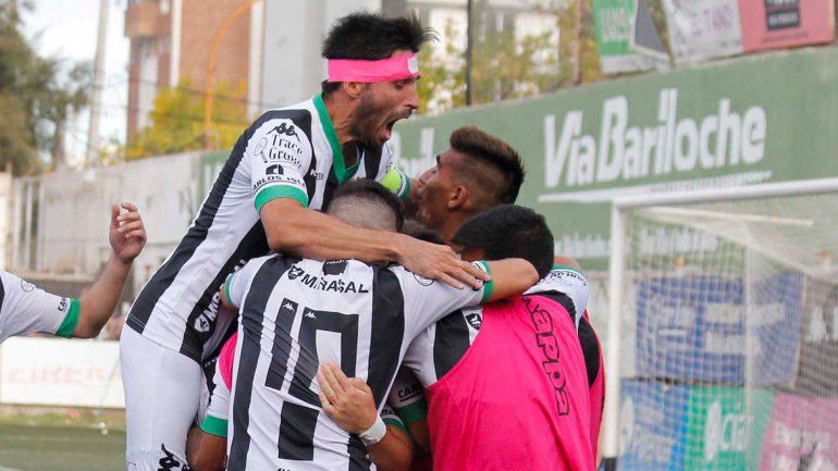 Medina y un grito de desahogo para asegurar la permanencia.