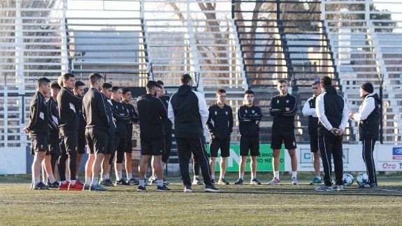 El Albinegro se mueve a buen ritmo