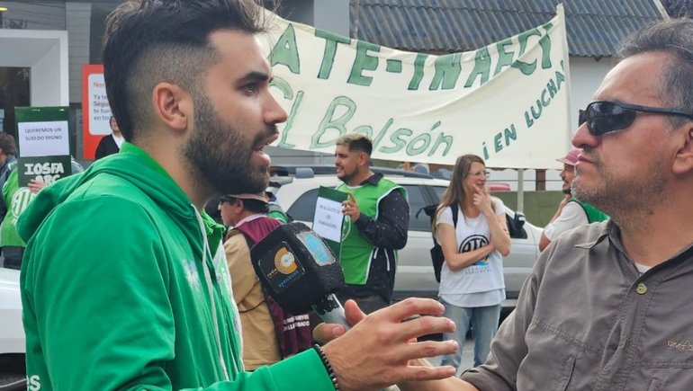 Romeo Aguiar, secretario Gremial de ATE Río Negro rechazó la llegada del Gobierno Nacional a El Bolsón.