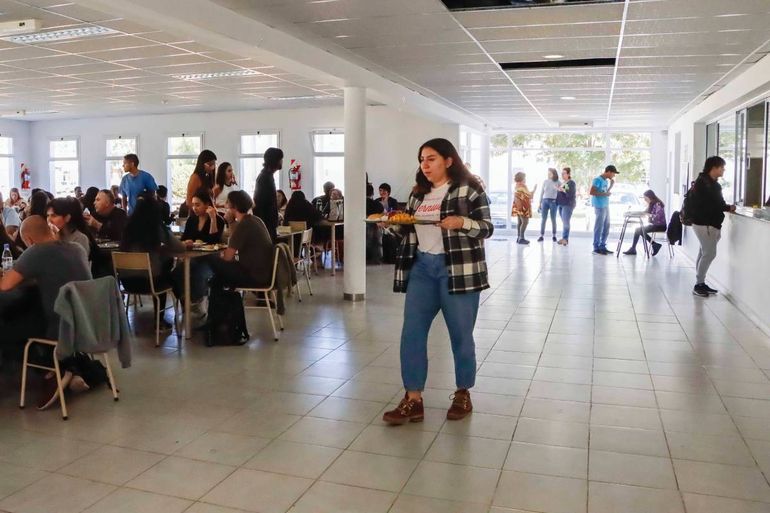 En la UNCo habrá licencia para estudiantes por maternidad y paternidad