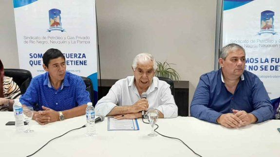 Giro positivo en negociaciones por los sueldos petroleros