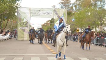Más de 180 instituciones, clubes, escuelas deportivas y organizaciones participaron de desfile aniversario de Cipolletti.