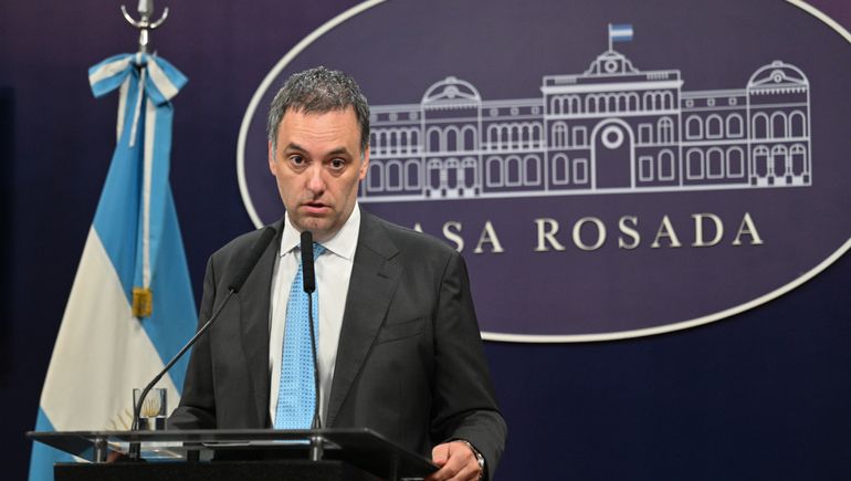 Manuel Adorni