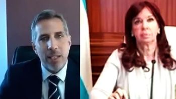 CFK recusará a un juez y al fiscal por ser compañeros de fútbol de Macri