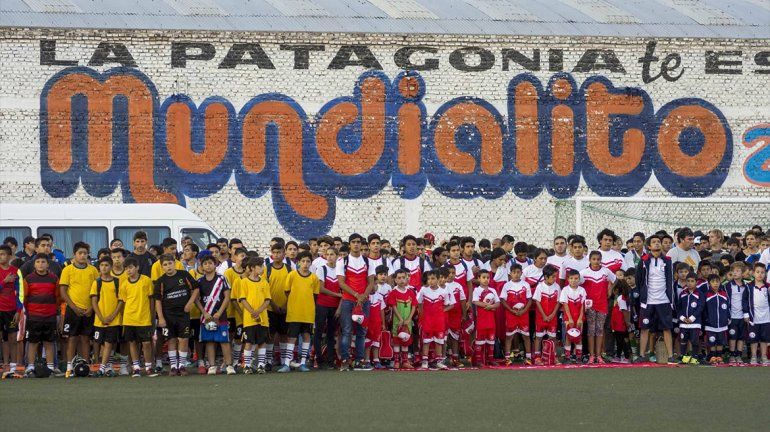 Un equipo de fútbol se bajó del Mundialito por miedo al brote de hantavirus