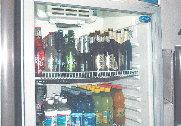 Veda al alcohol por comicios