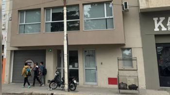 Del local de Belgrano al 700 también se llevaron dinero de la caja registradora, según informó la policía de Chubut.