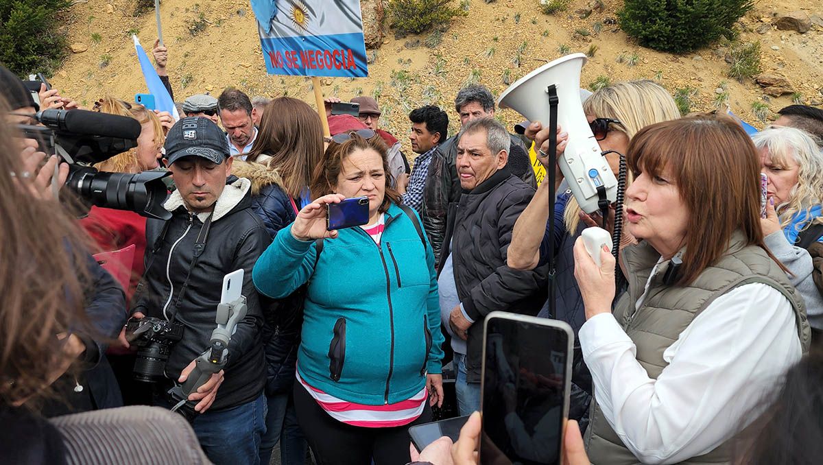 La Justicia citó a Frutos por entrar sin permiso a los predios desalojados