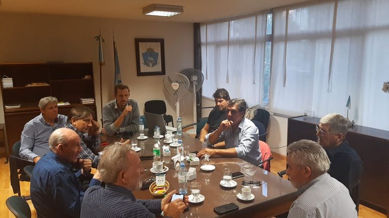 El Foro Regional del Alto Valle cuestionó la aplicación de la tasa vial y los costos de la energía.