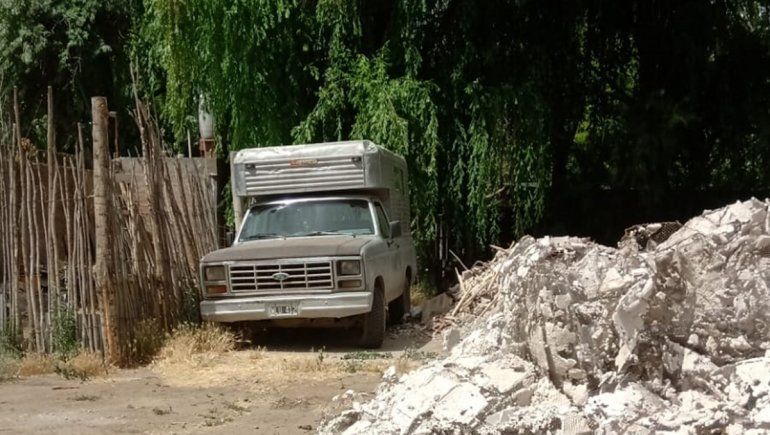 Encontraron la camioneta F100 que le habían robada a un enfermero