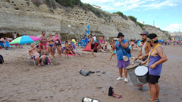 Una tarde de playa a puro ritmo
