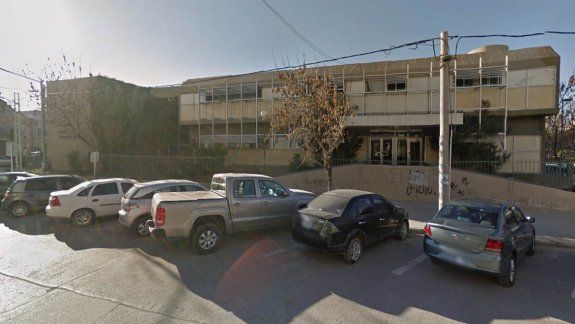 los alumnos de la escuela 53 van a clases sin calefaccion 