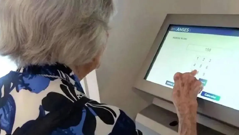 Fe de vida: jubilados y pensionados de ANSES no deben realizar el trámite