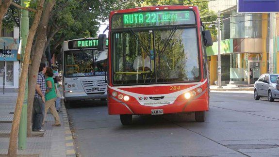 Los choferes de colectivo pasarán a ganar $33.000 el año que viene.