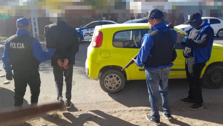 Con 60 años, estaban al frente de una farmacia clandestina