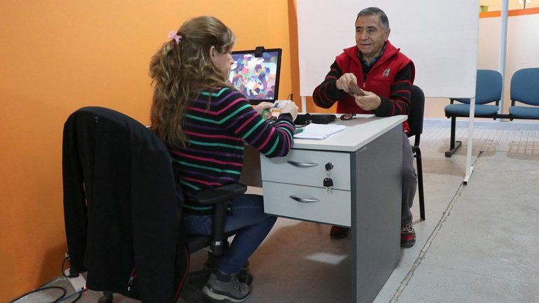 Mayores de 65 tendrán beneficios para renovar la licencia de conducir