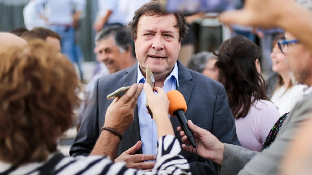 Alberto Weretilneck, gobernador rionegrino, renovó su crítica al presidente Javier Milei.